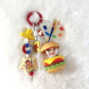 Pop Mart Molly phone charm/bag charm/keychain